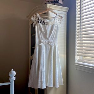Tatayana Bettie Paige Clothing white tea dress Bride Reception party M nwt